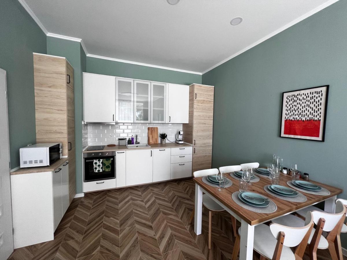 Las Brisas Garden Apartment Бургас Экстерьер фото