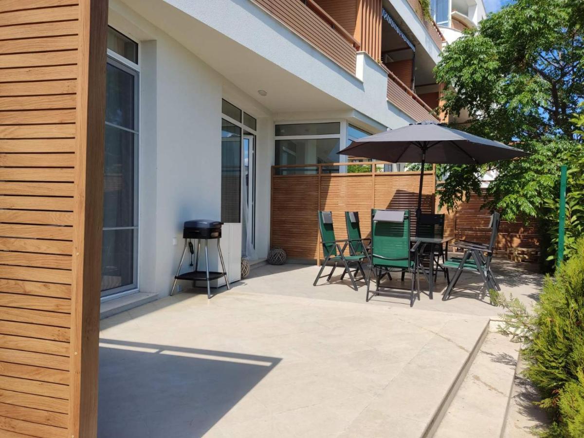 Las Brisas Garden Apartment Бургас Экстерьер фото