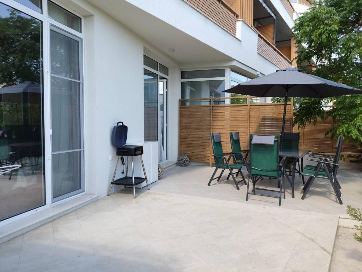 Las Brisas Garden Apartment Бургас Экстерьер фото