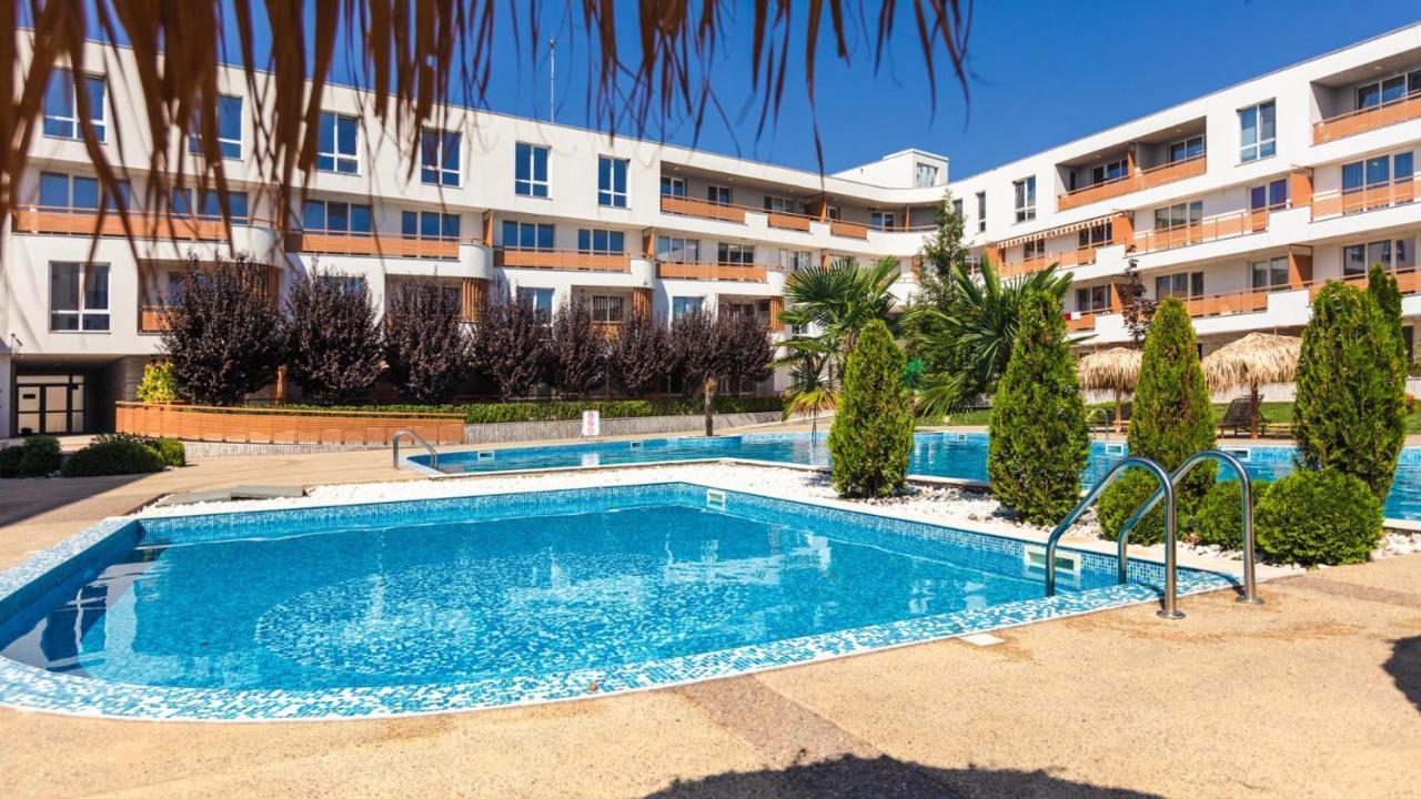 Las Brisas Garden Apartment Бургас Экстерьер фото